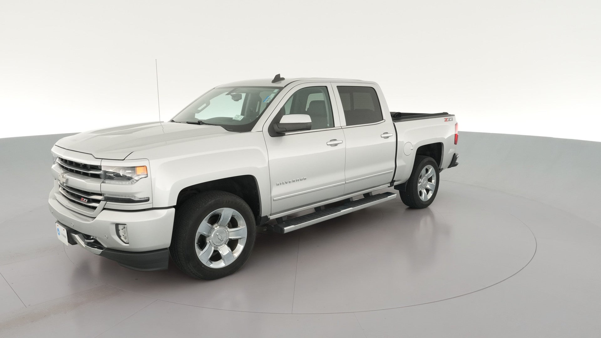 2018 Chevrolet Silverado 1500 Crew Cab vehicle photo