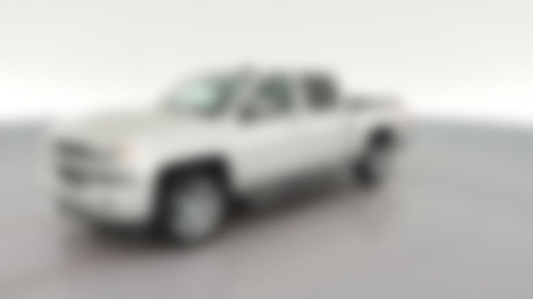 2018 Chevrolet Silverado 1500 Crew Cab vehicle photo