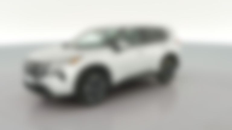 2025 Nissan Rogue vehicle photo