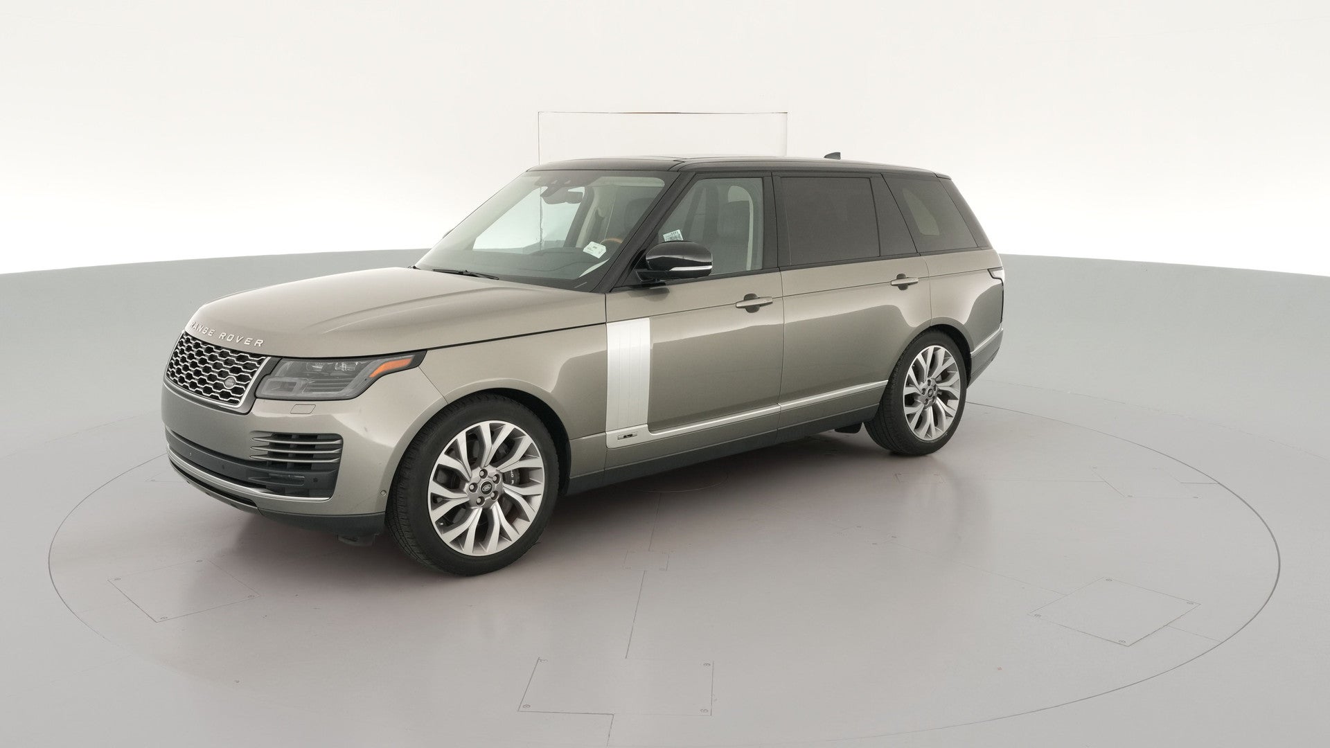 2019 Land Rover Range Rover vehicle photo