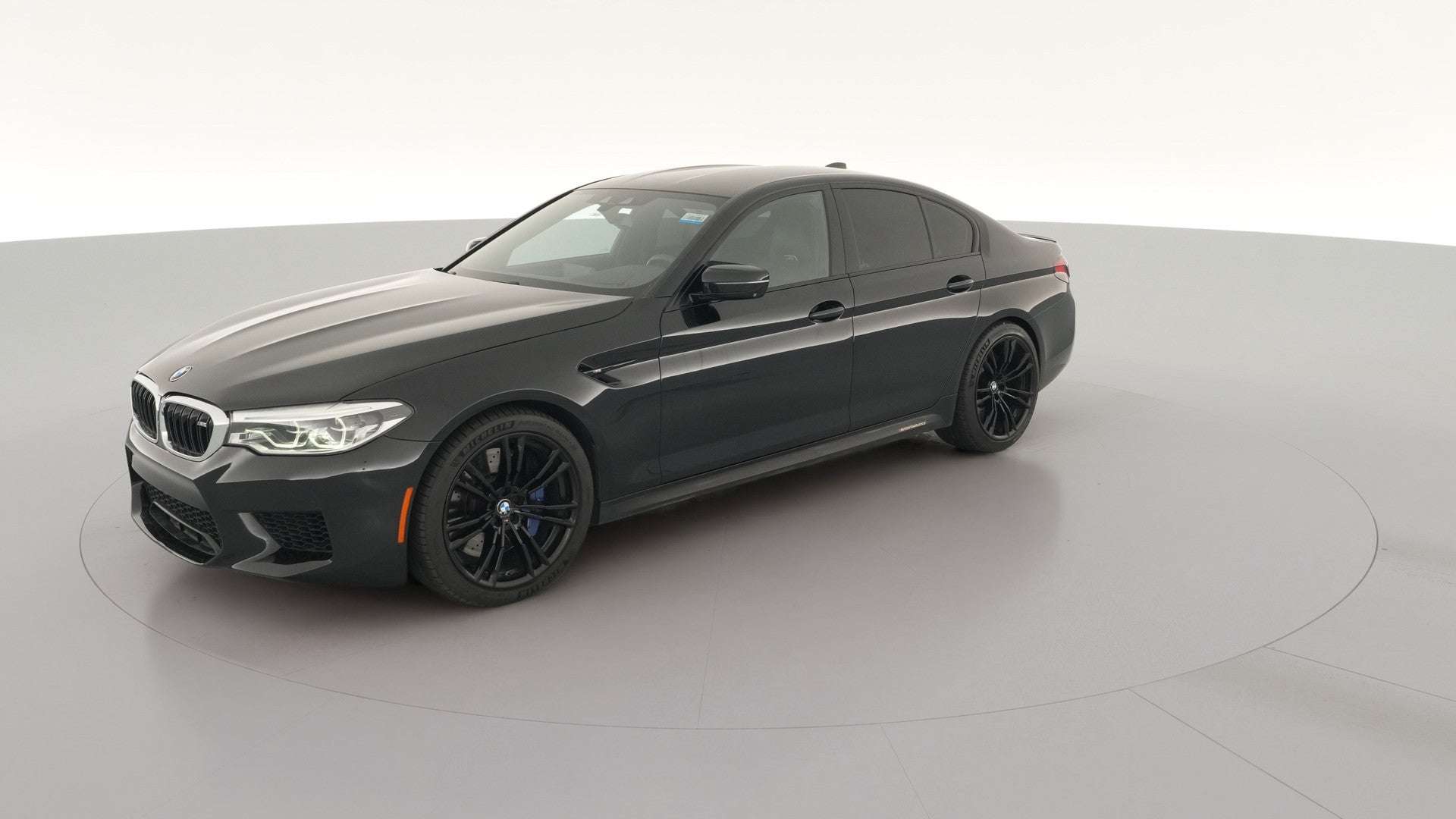 2019 BMW M5 vehicle photo