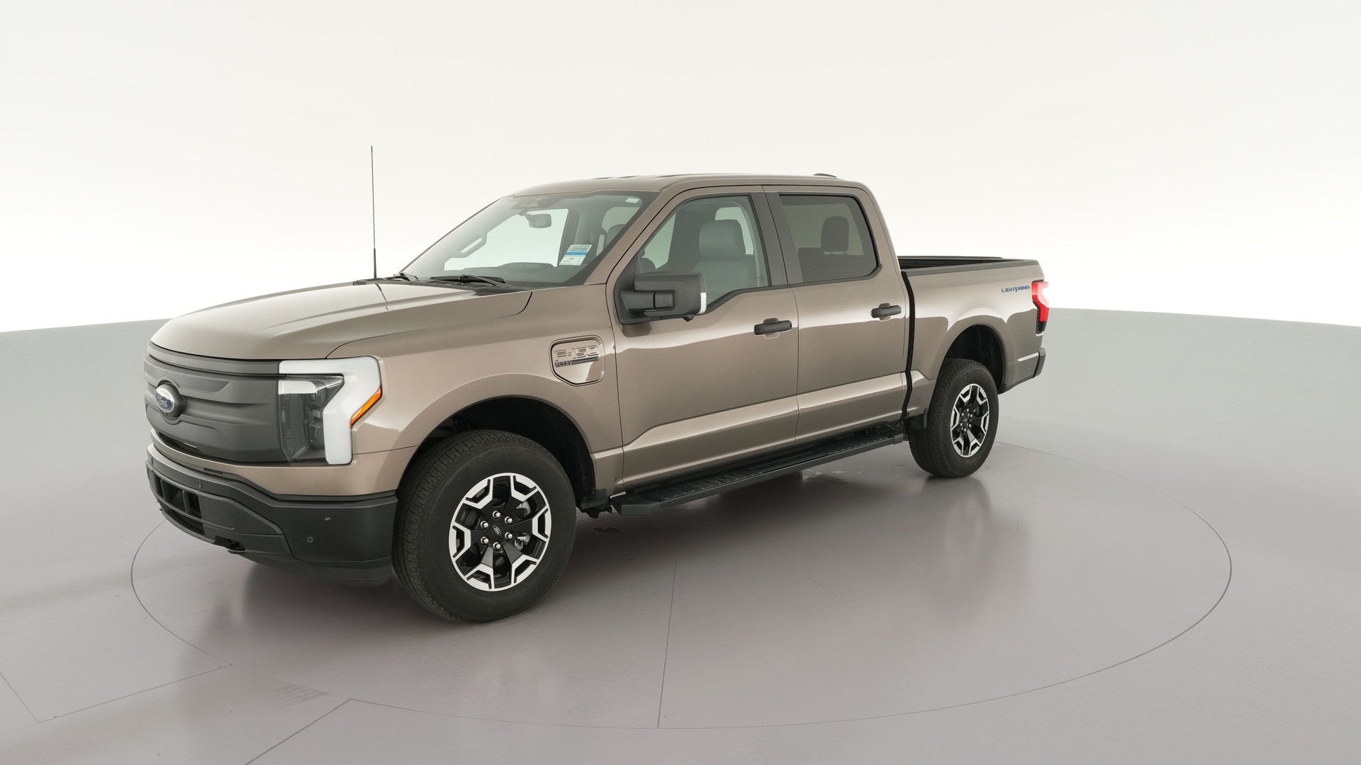 2023 Ford F150 Lightning vehicle photo