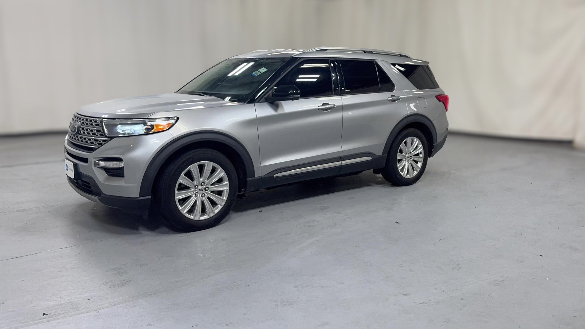 2020 Ford Explorer vehicle photo