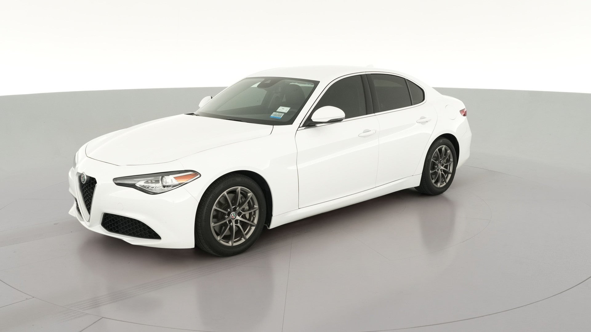 2020 Alfa Romeo Giulia vehicle photo