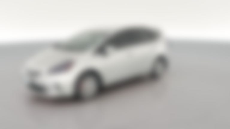 2014 Toyota Prius v vehicle photo
