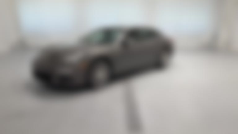2014 Porsche Panamera vehicle photo