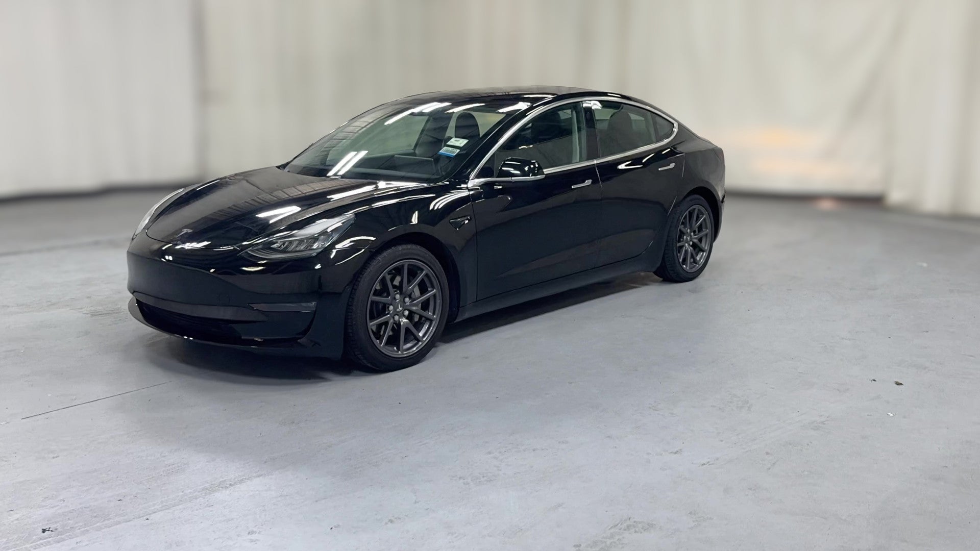 2020 Tesla Model 3 vehicle photo