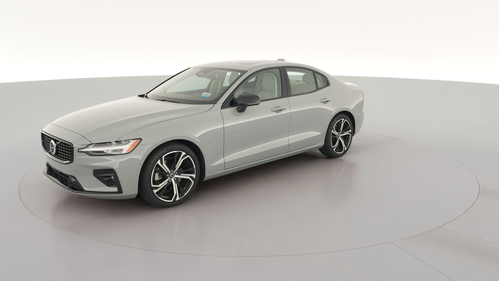 2024 Volvo S60 vehicle photo