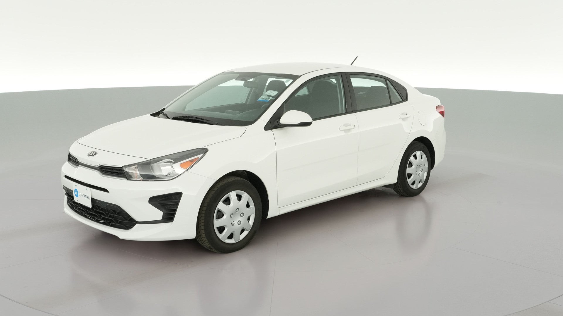 2021 Kia Rio vehicle photo