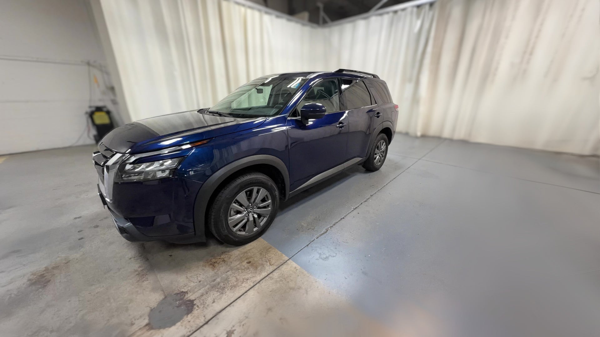 2025 Nissan Pathfinder vehicle photo
