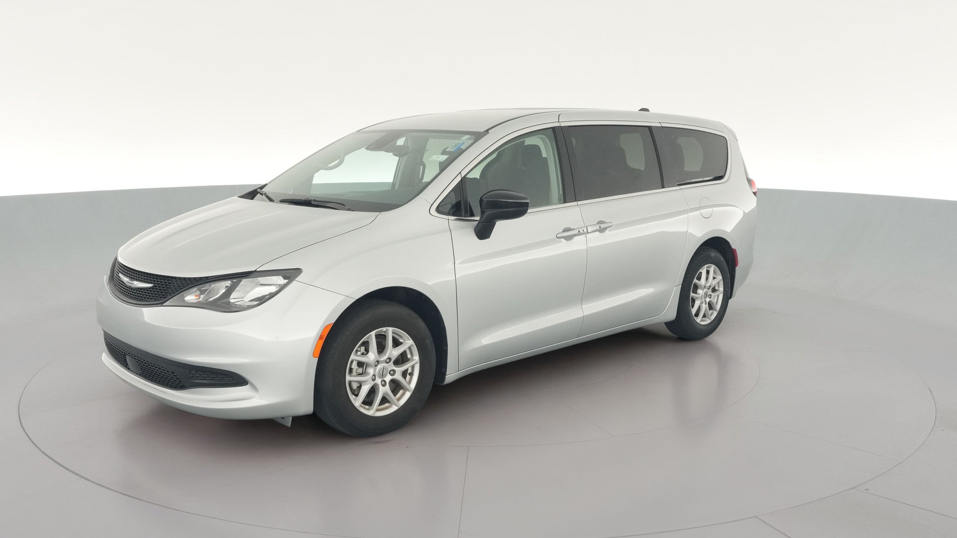 2024 Chrysler Voyager vehicle photo