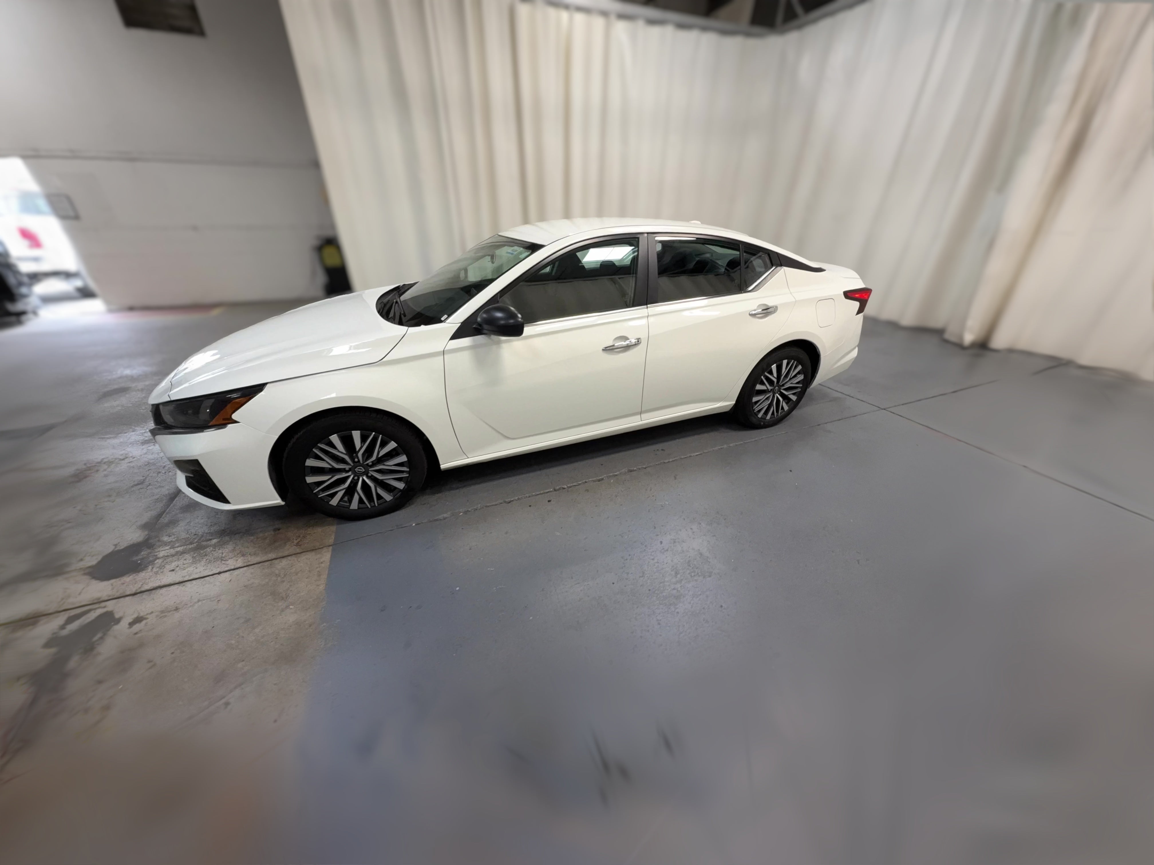 2025 Nissan Altima SV - Photo 22