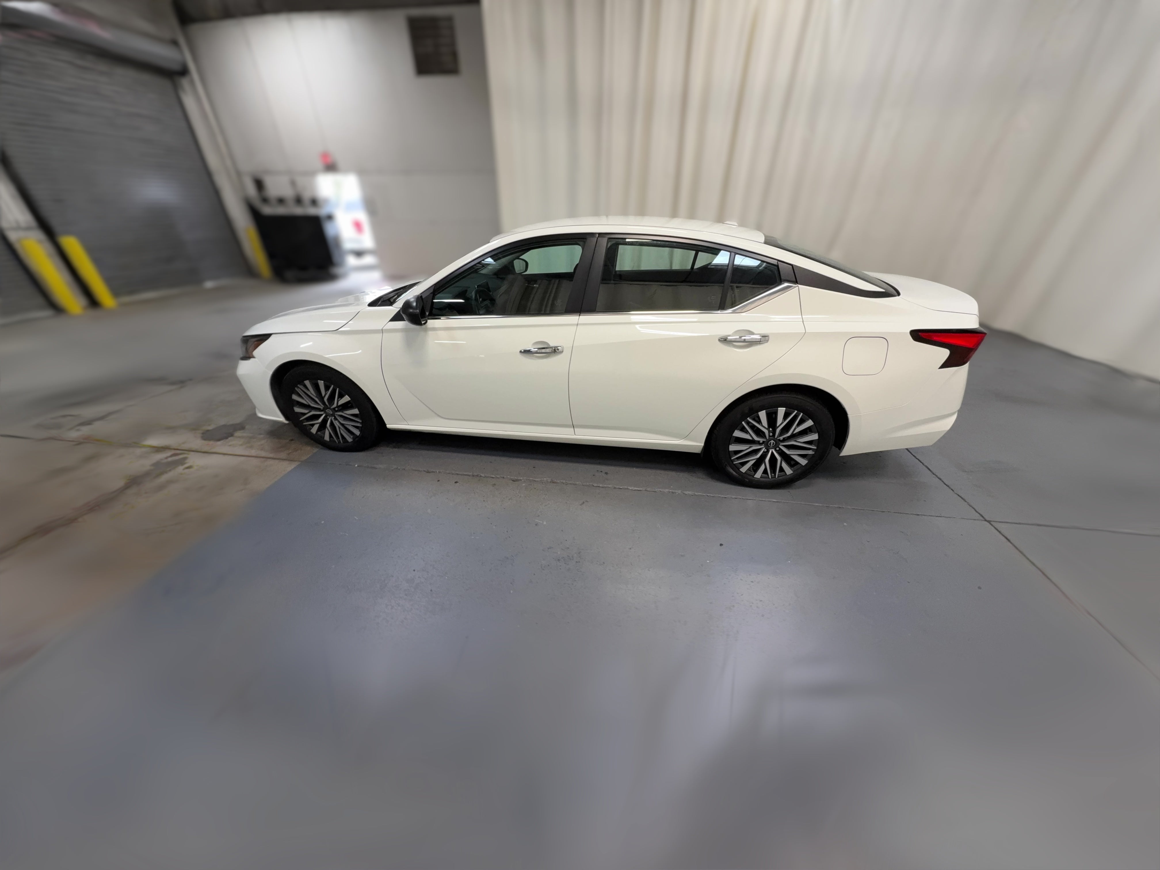 2025 Nissan Altima SV - Photo 23