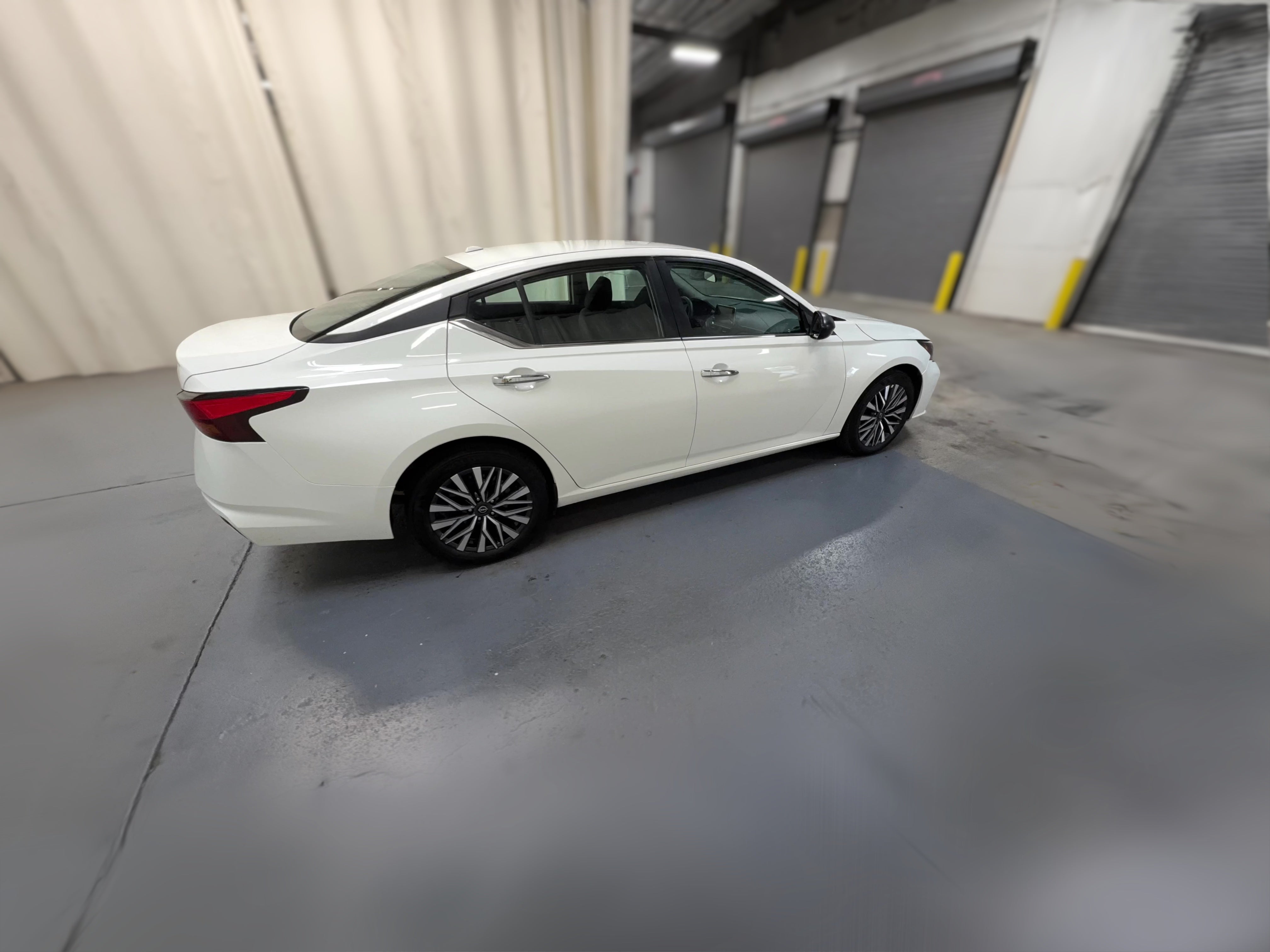 2025 Nissan Altima SV - Photo 30