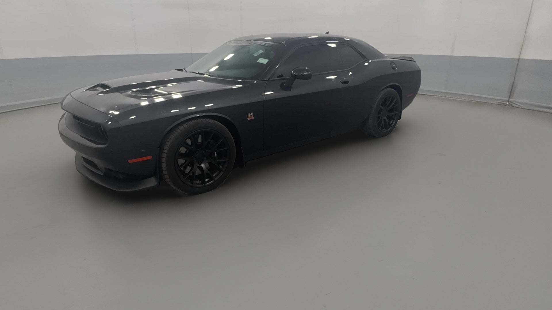2019 Dodge Challenger vehicle photo