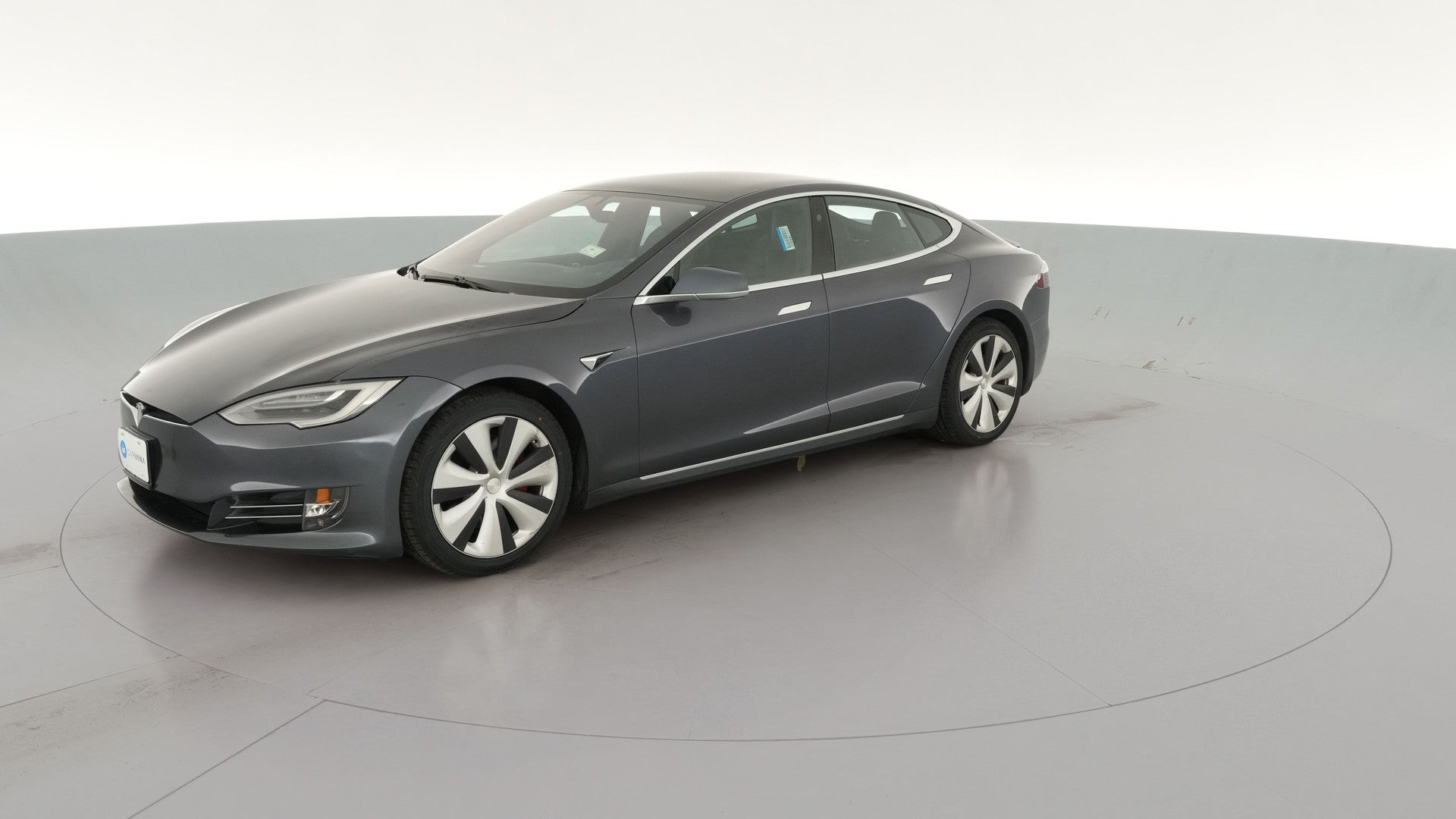 2020 Tesla Model S vehicle photo