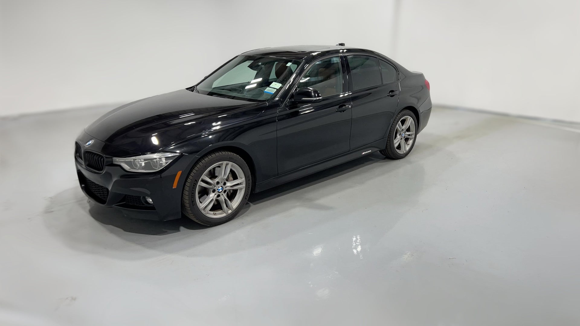 2016 BMW 3 Series vehicle photo
