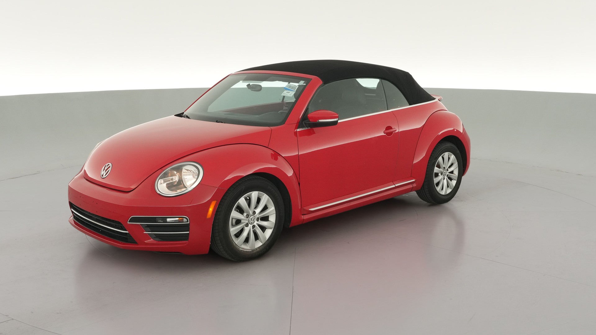 2019 Volkswagen Beetle vehicle photo