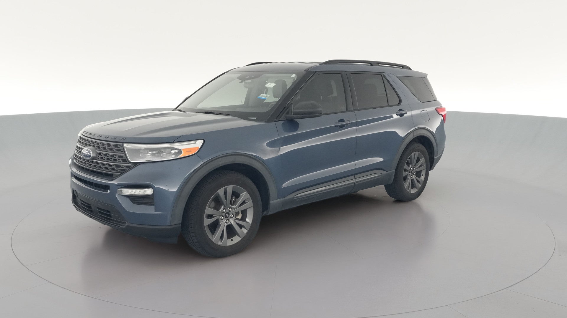 2021 Ford Explorer vehicle photo