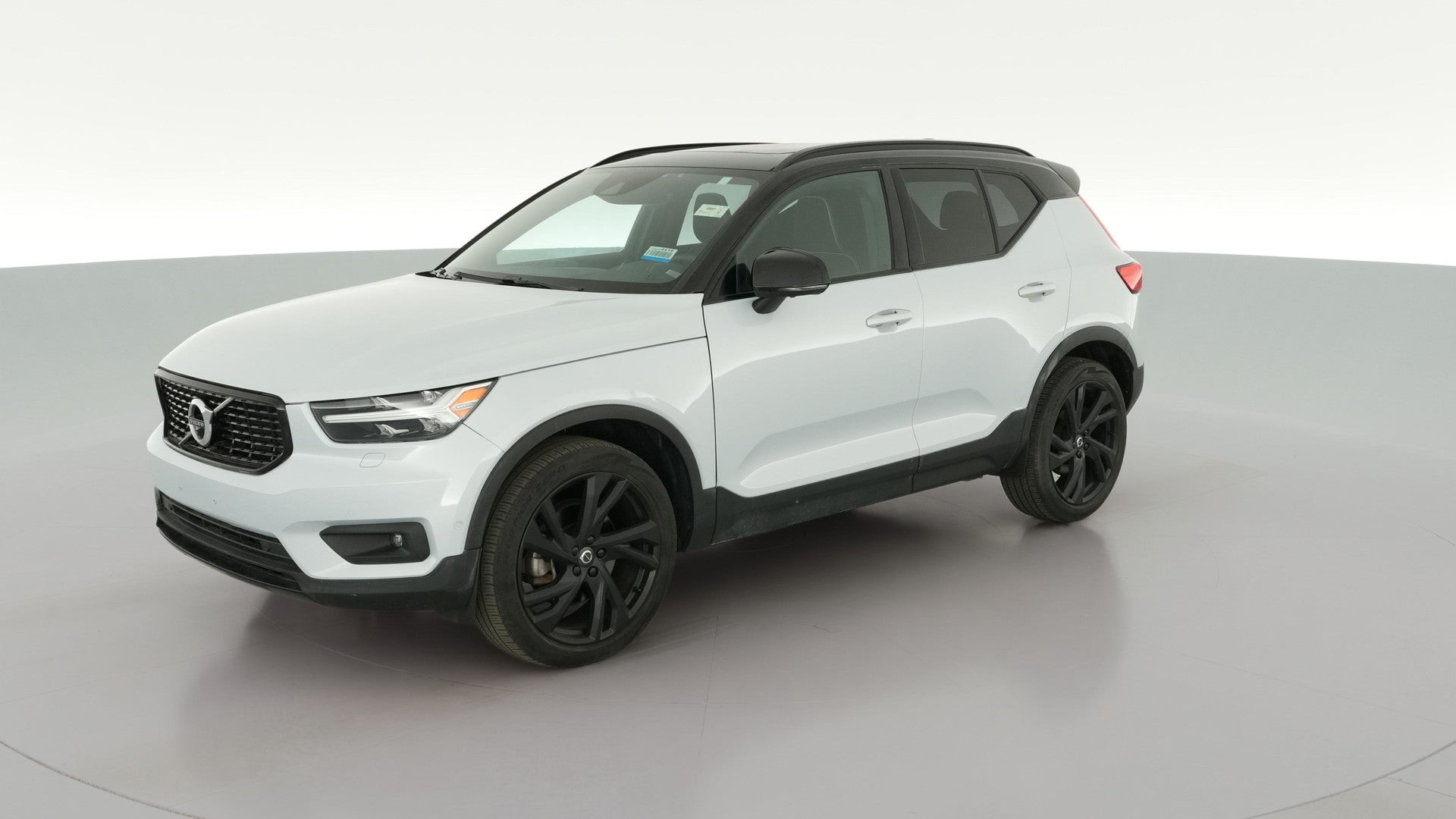 2020 Volvo XC40 vehicle photo