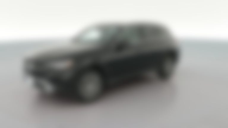 2024 Mercedes-Benz GLC vehicle photo