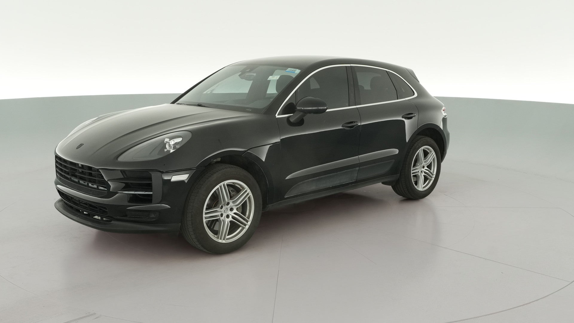 2020 Porsche Macan vehicle photo
