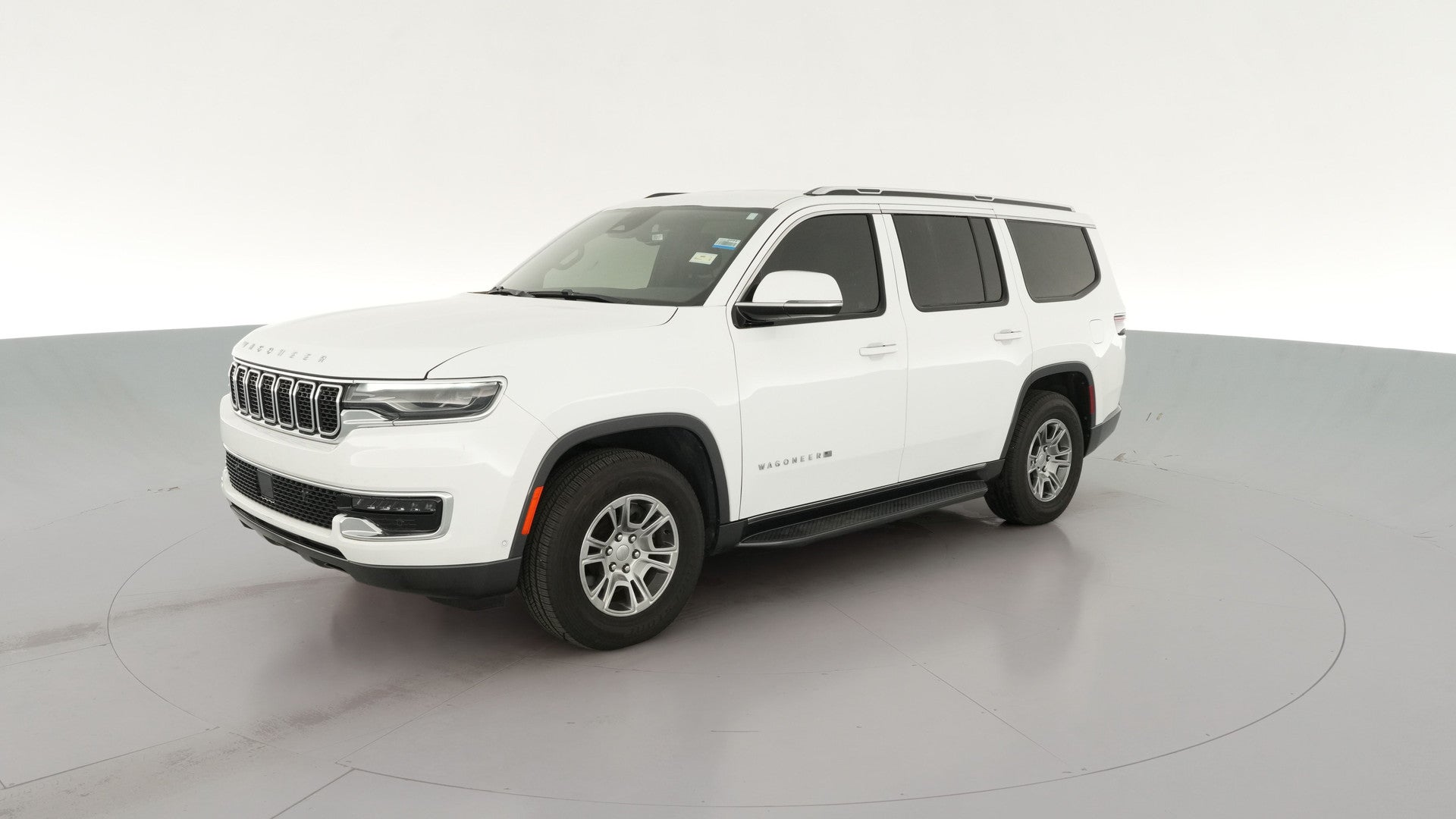 2022 Jeep Wagoneer vehicle photo