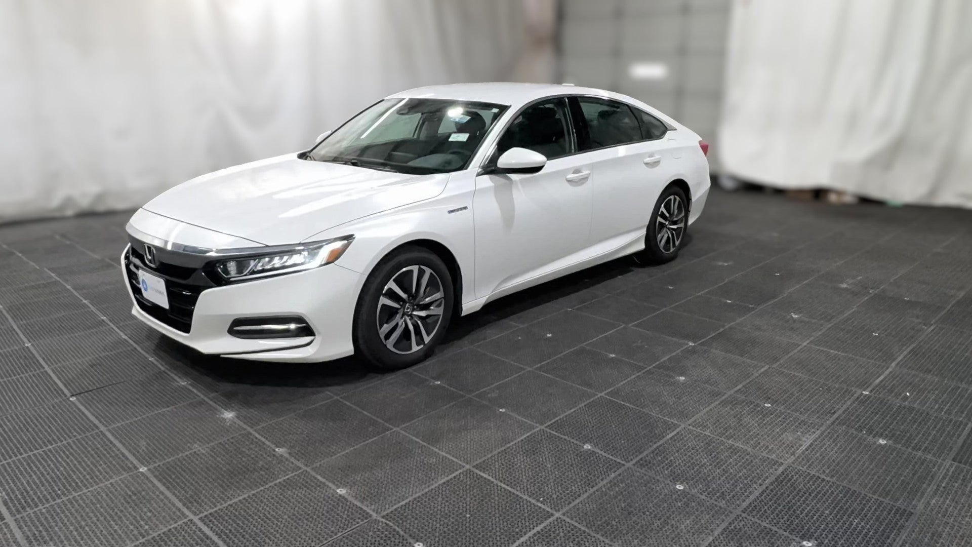 2019 Honda Accord Hybrid vehicle photo