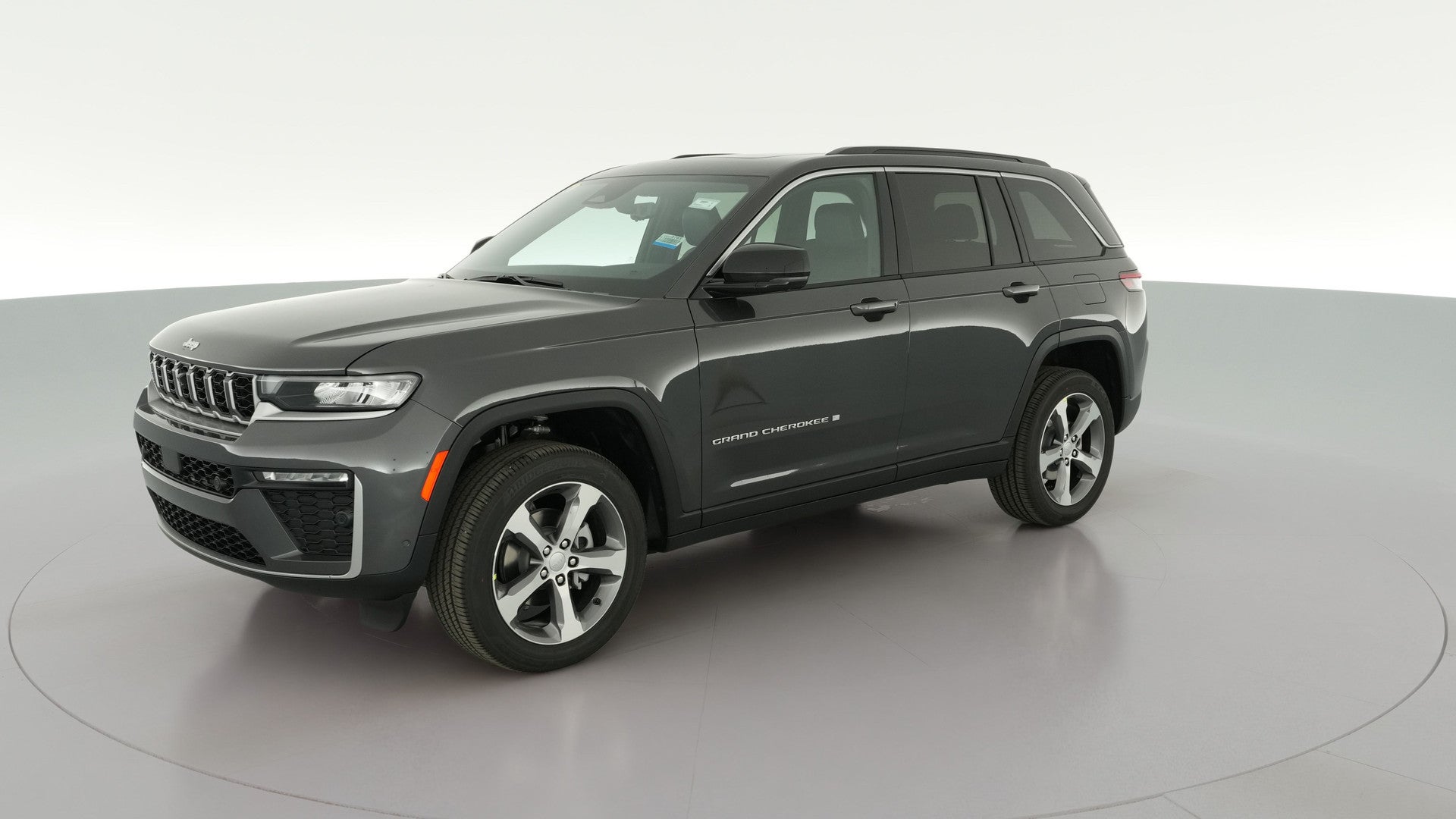 2026 Jeep Grand Cherokee vehicle photo