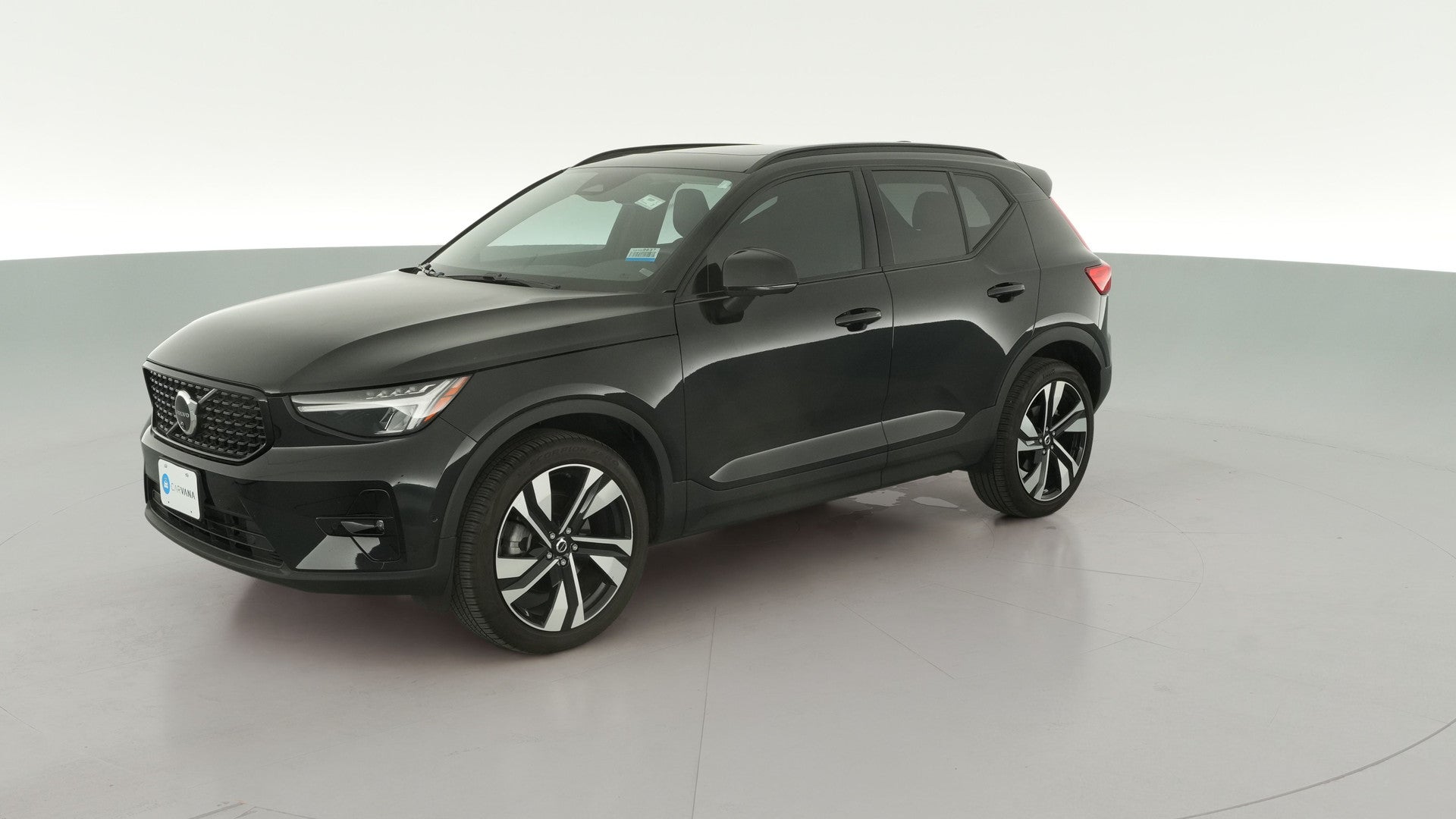 2025 Volvo XC40 vehicle photo