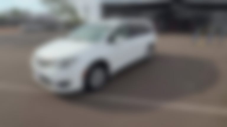 2018 Chrysler Pacifica vehicle photo