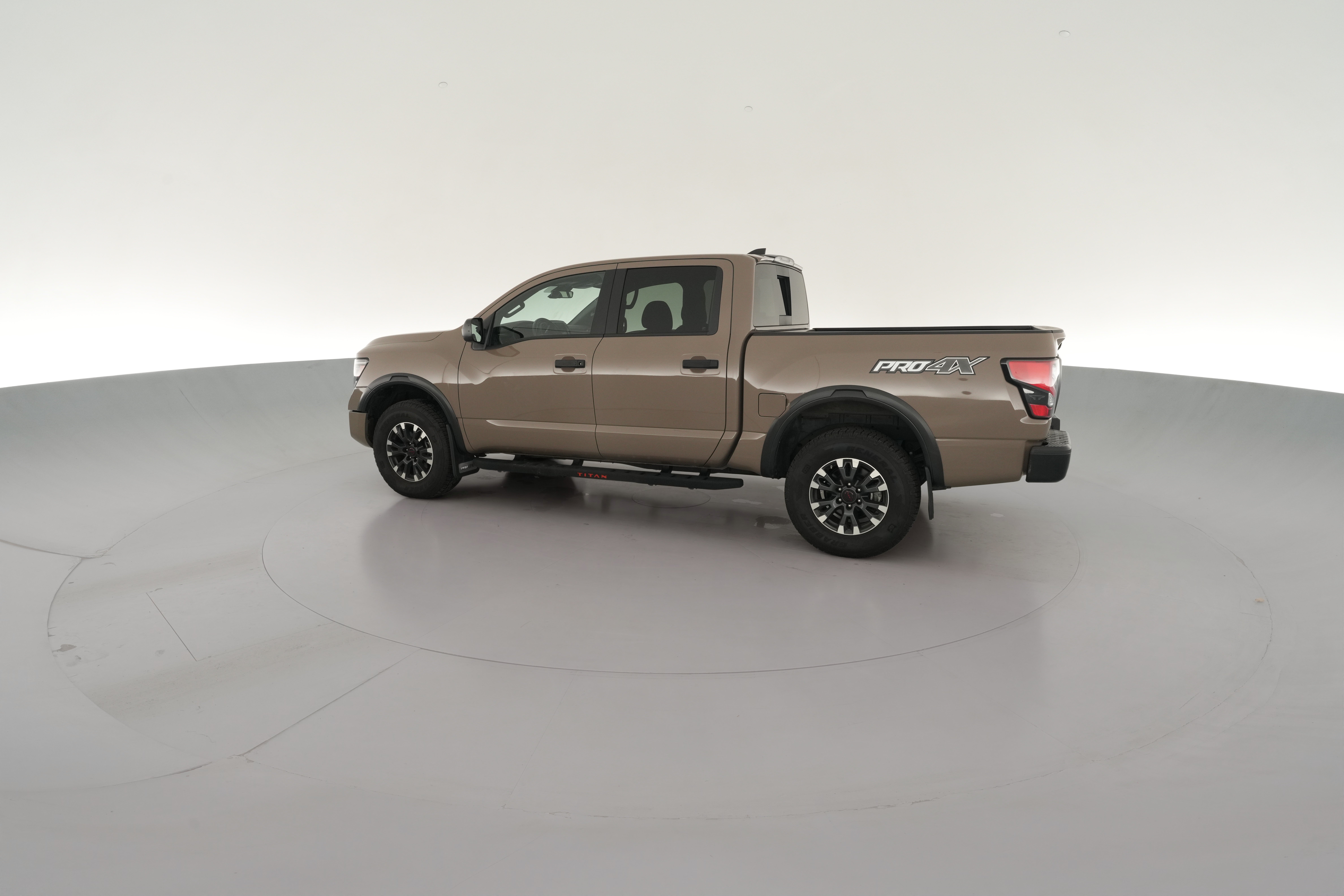 2024 Nissan Titan PRO-4X - Photo 24
