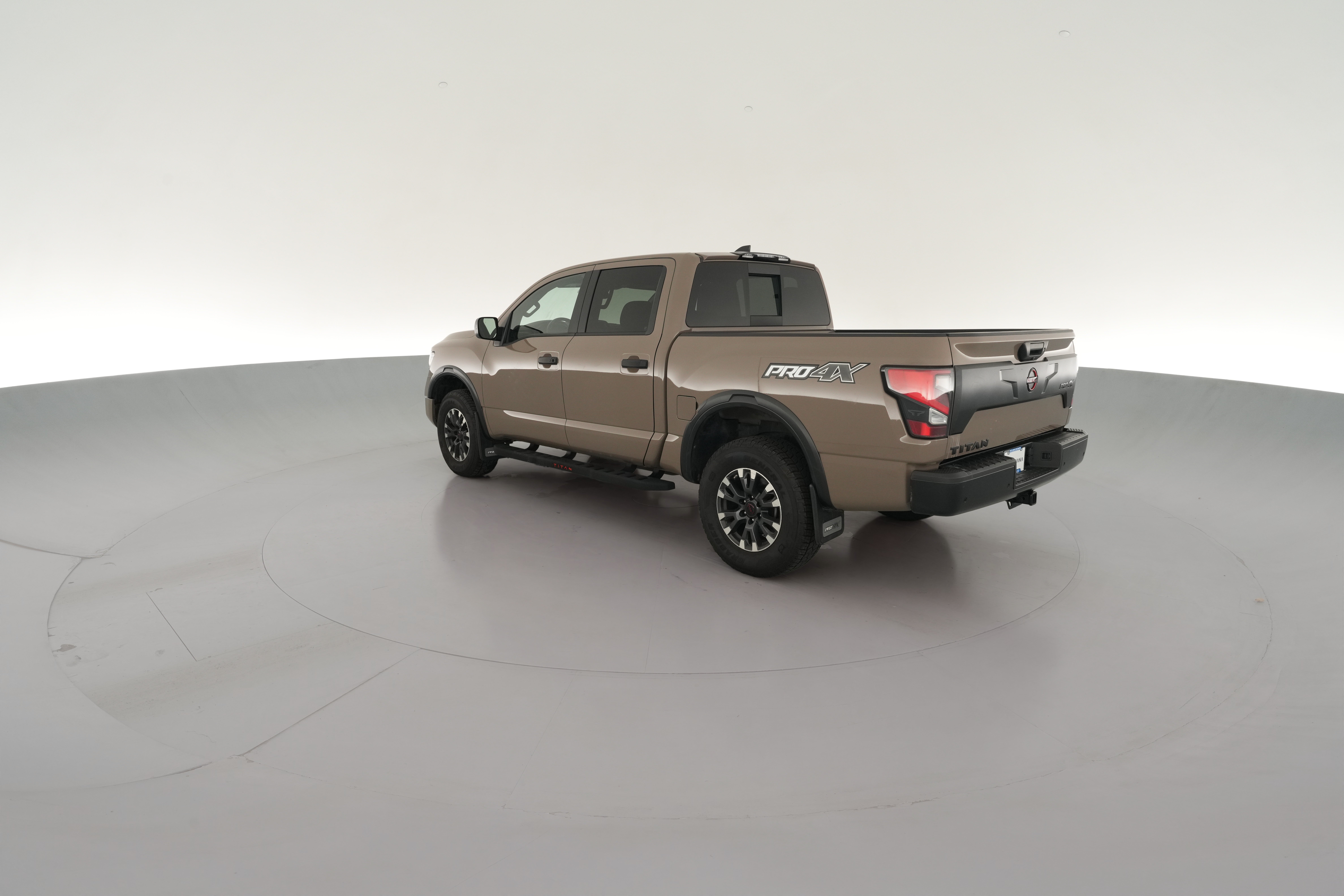 2024 Nissan Titan PRO-4X - Photo 25