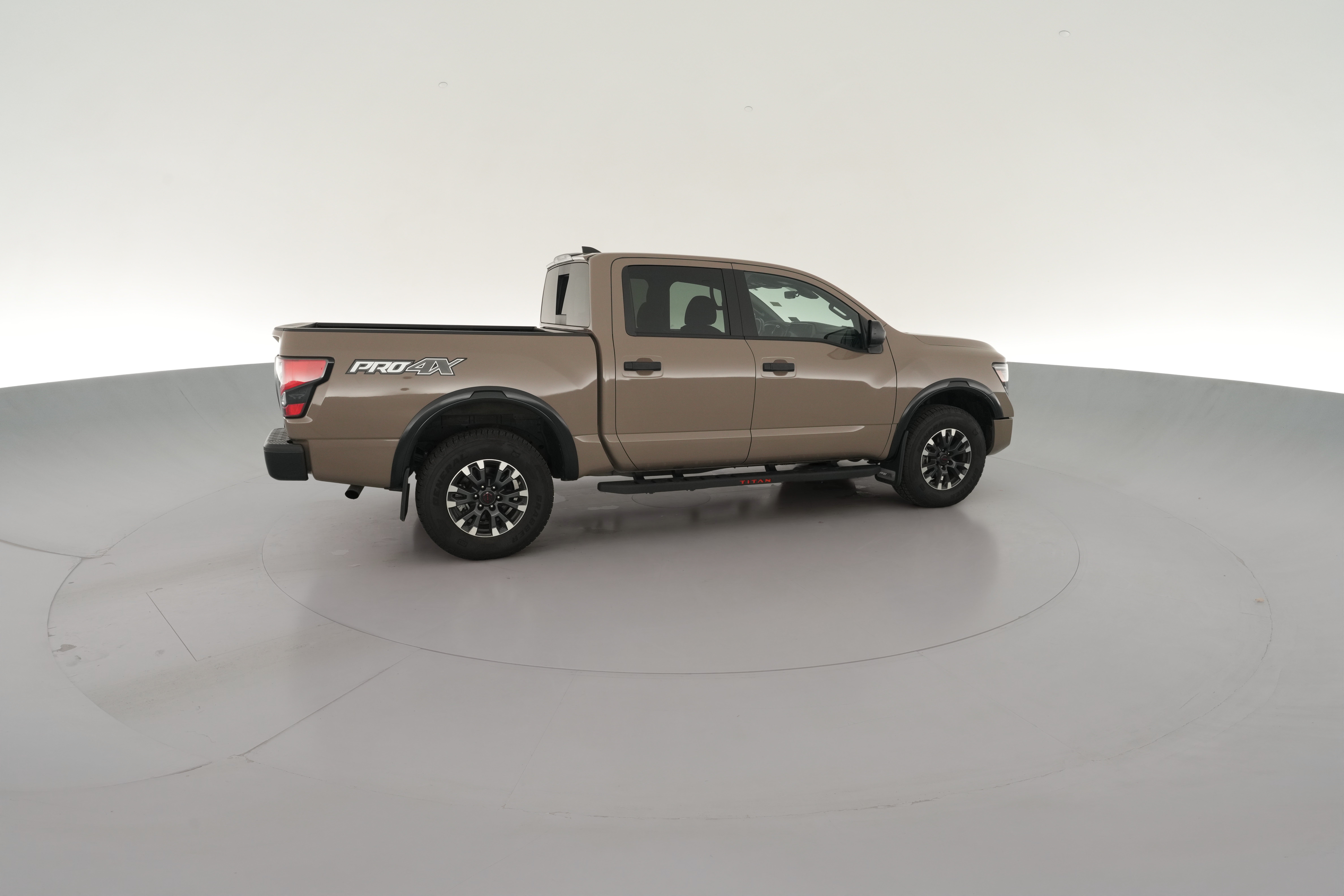 2024 Nissan Titan PRO-4X - Photo 30