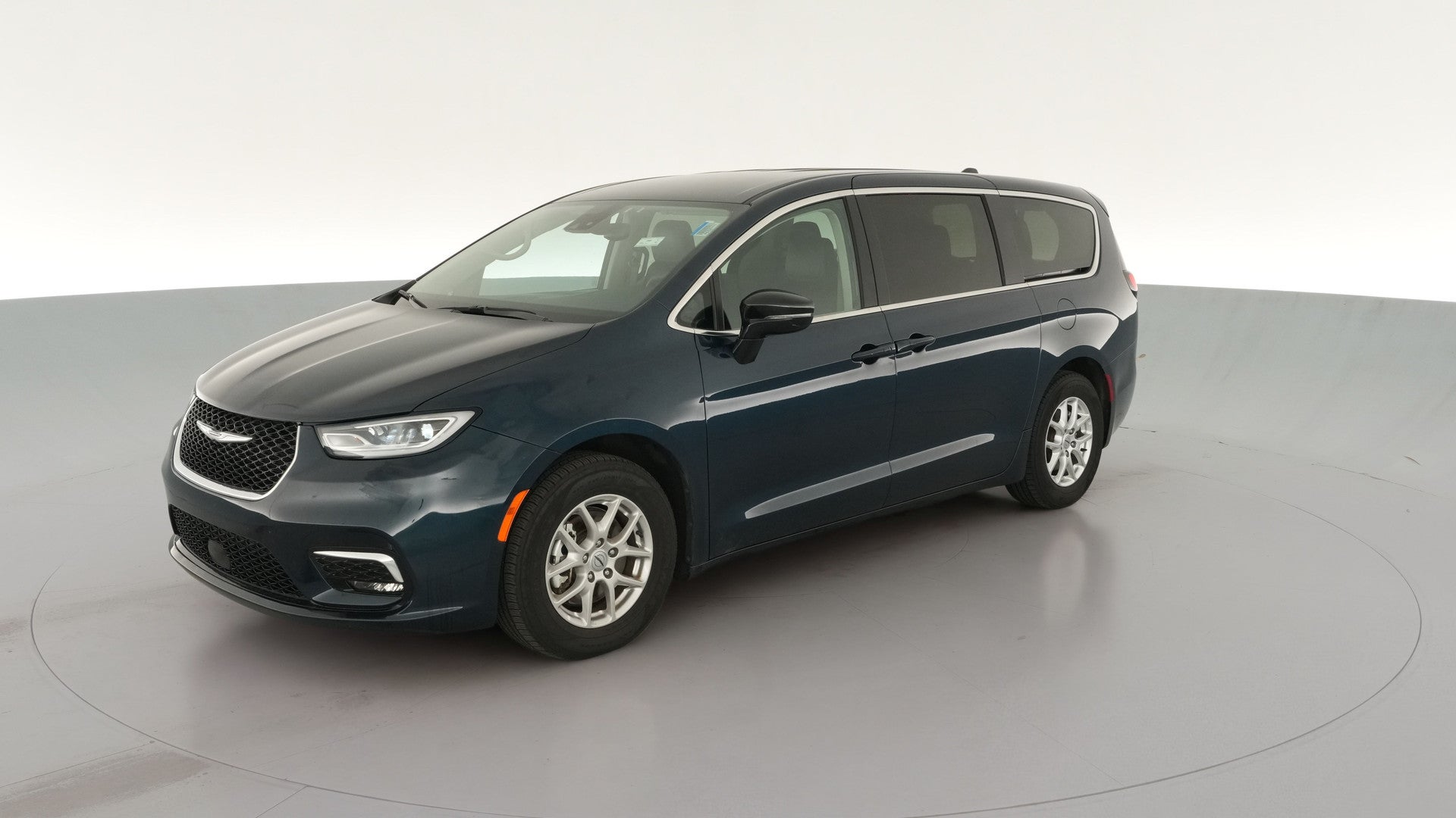 2024 Chrysler Pacifica vehicle photo