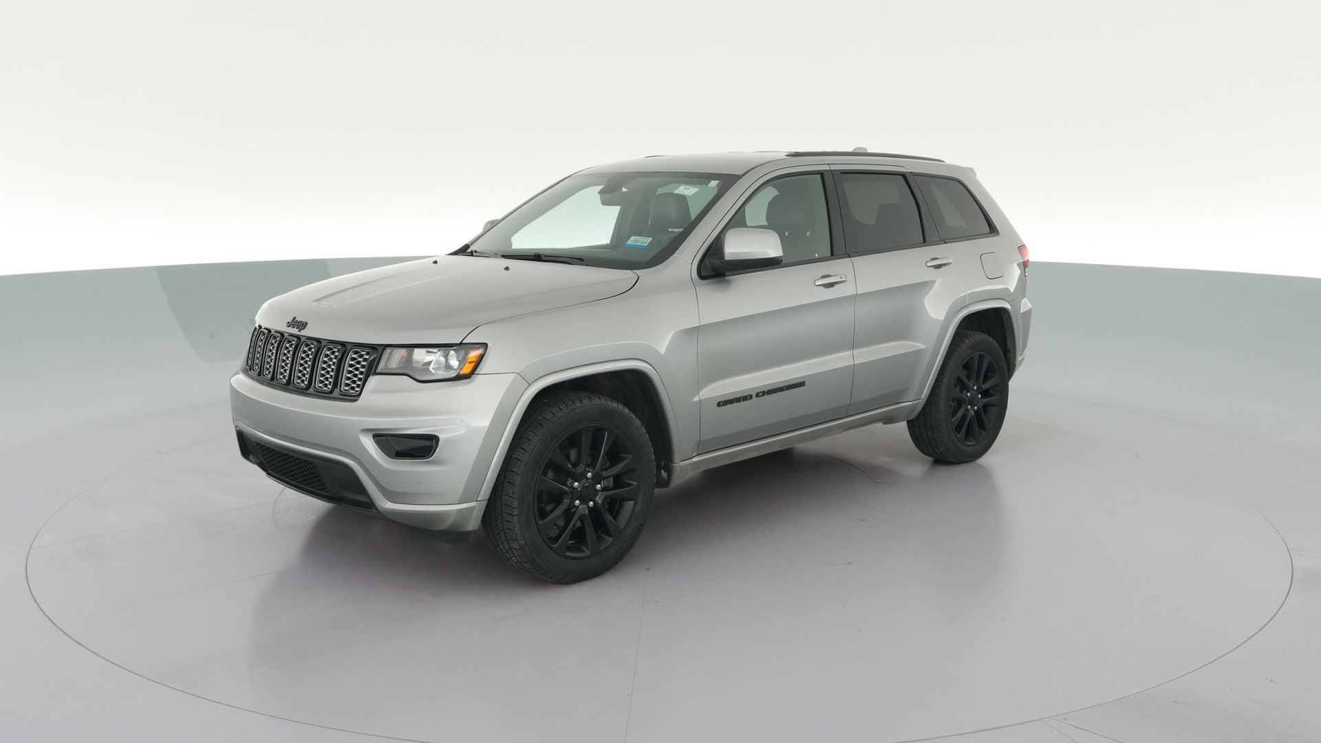 2018 Jeep Grand Cherokee vehicle photo