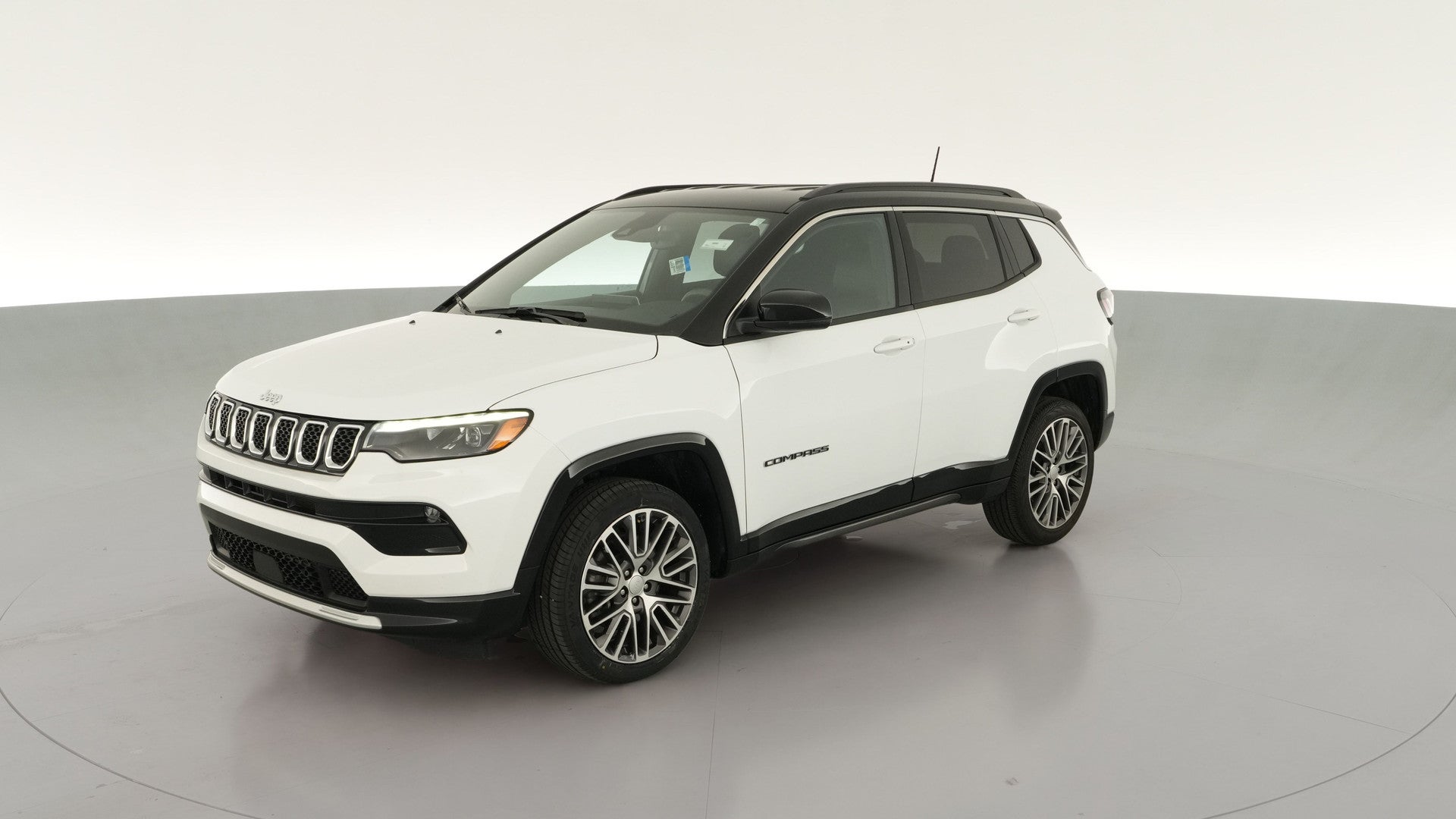 2023 Jeep Compass vehicle photo