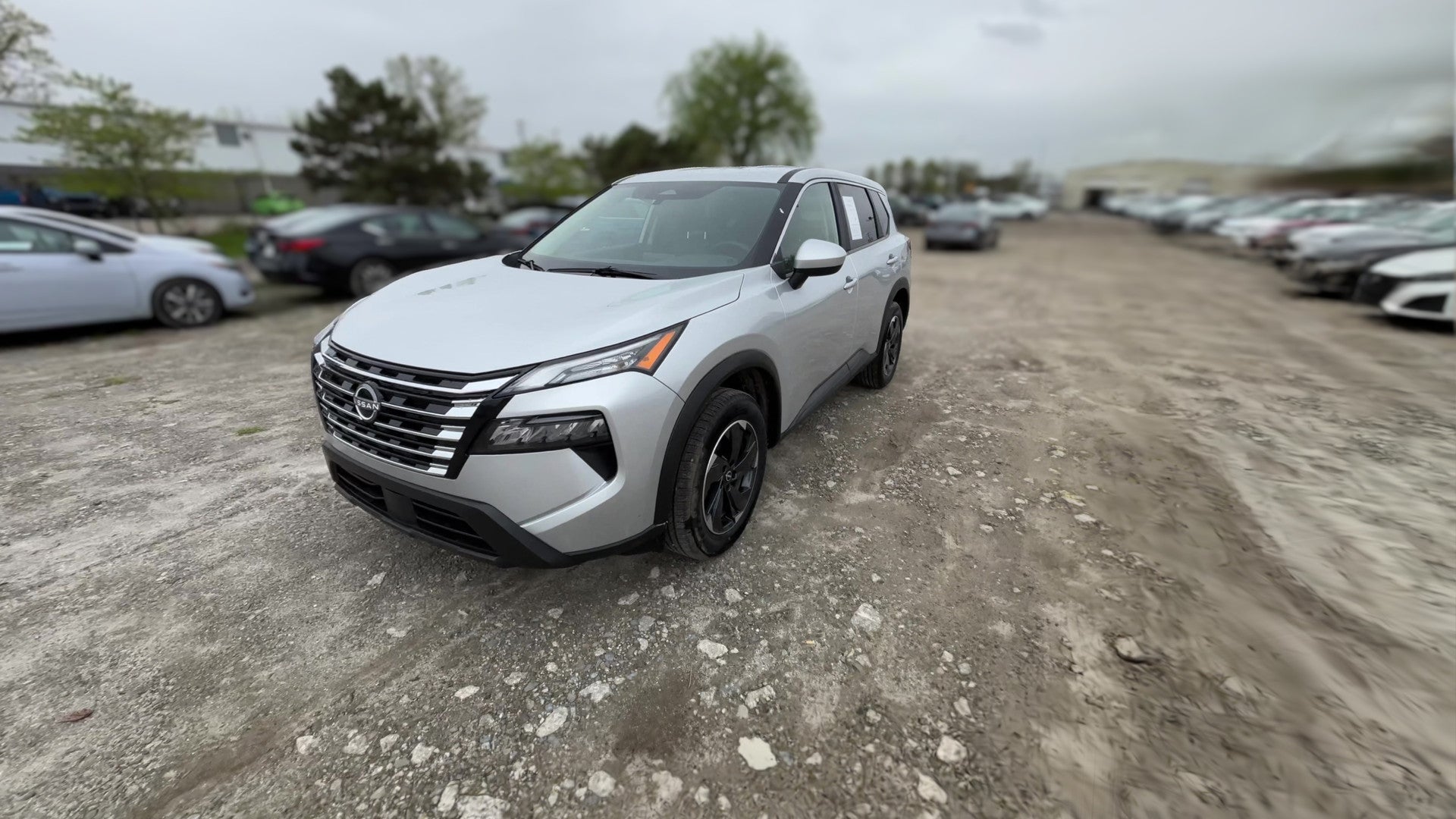 2025 Nissan Rogue vehicle photo