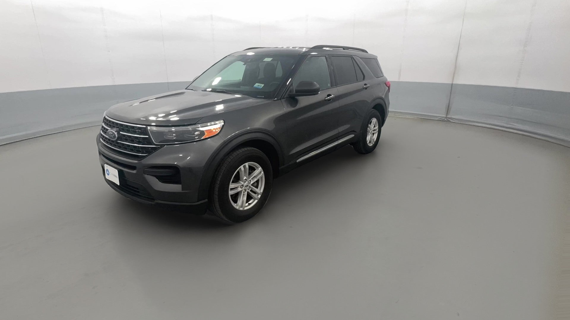 2020 Ford Explorer vehicle photo