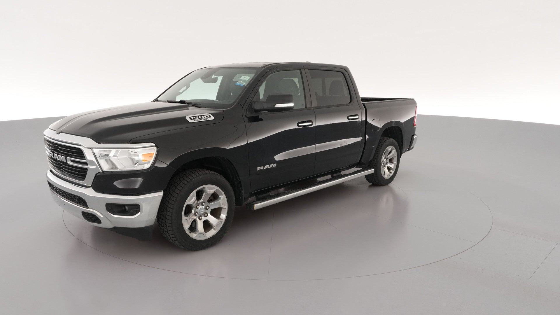 2019 Ram 1500 Crew Cab vehicle photo