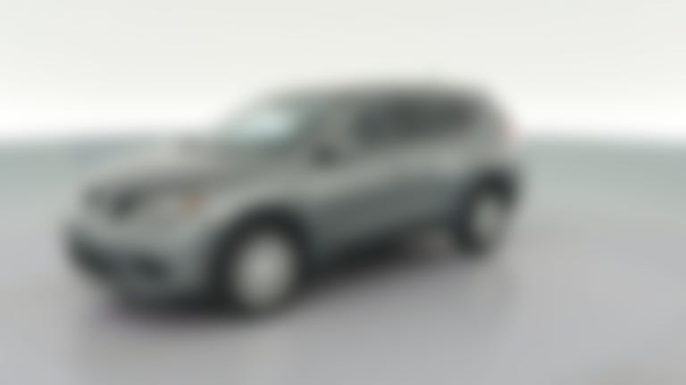 2015 Nissan Rogue vehicle photo