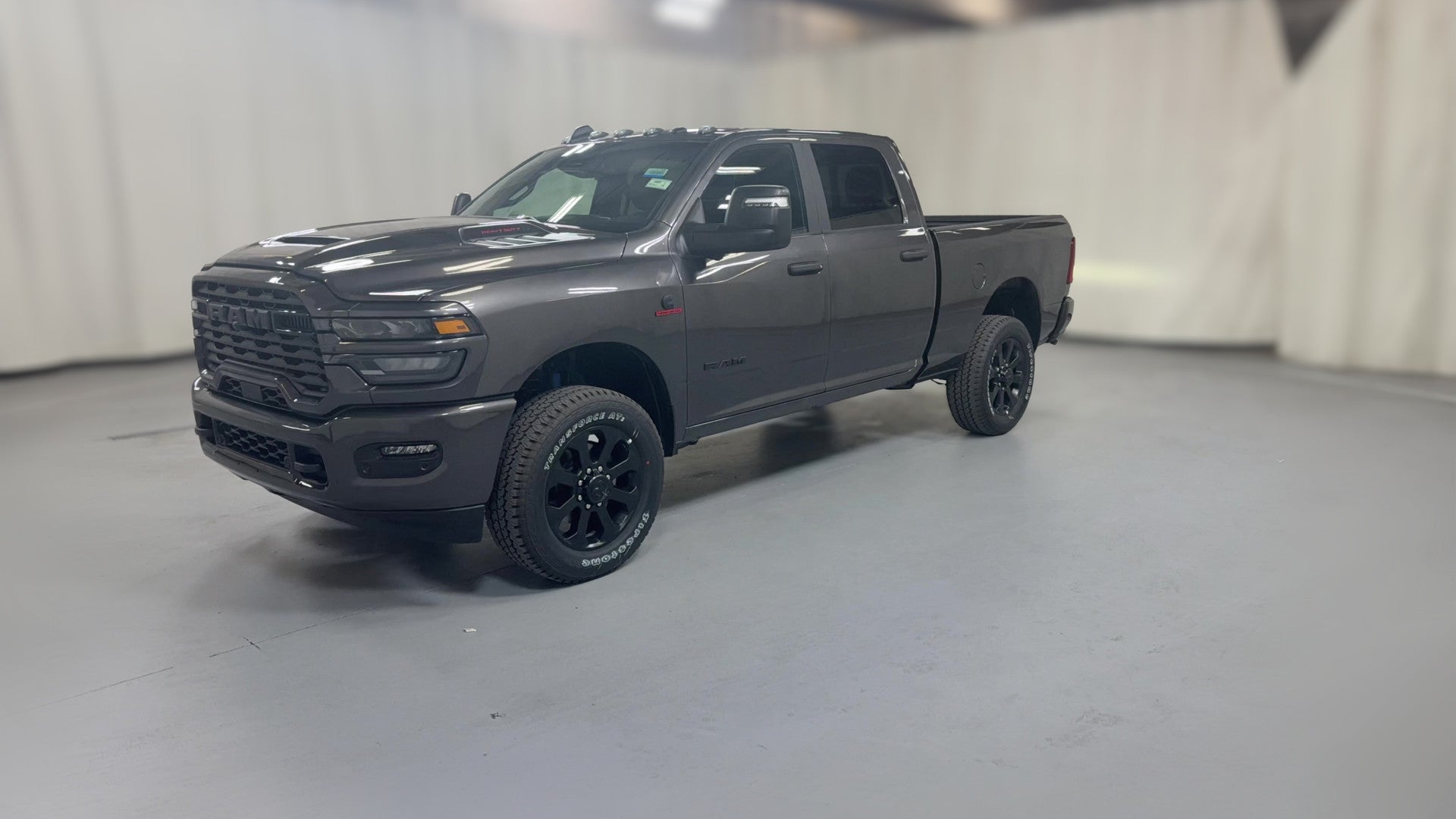 2026 Ram 2500 Crew Cab vehicle photo