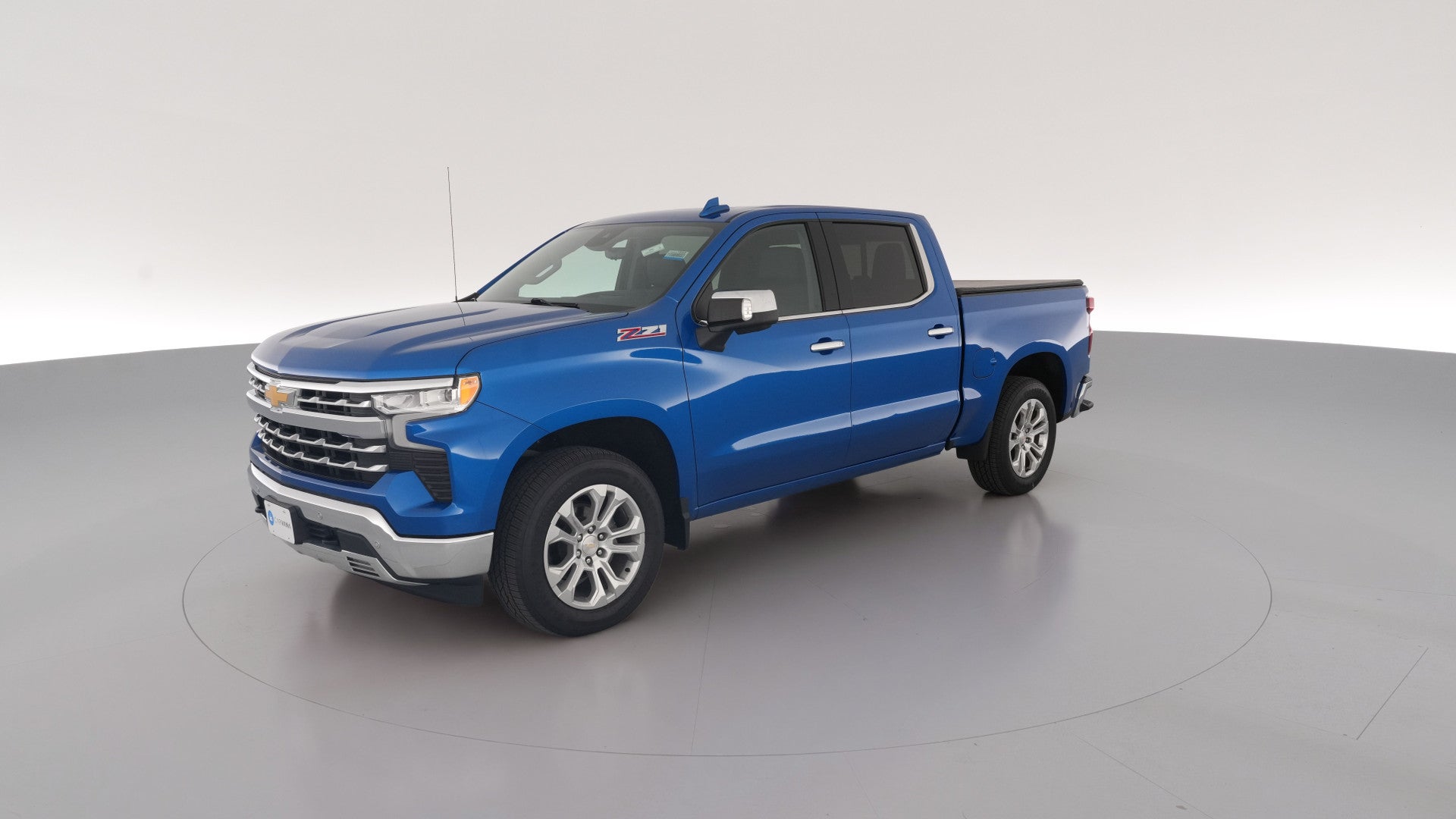 2022 Chevrolet Silverado 1500 Crew Cab vehicle photo