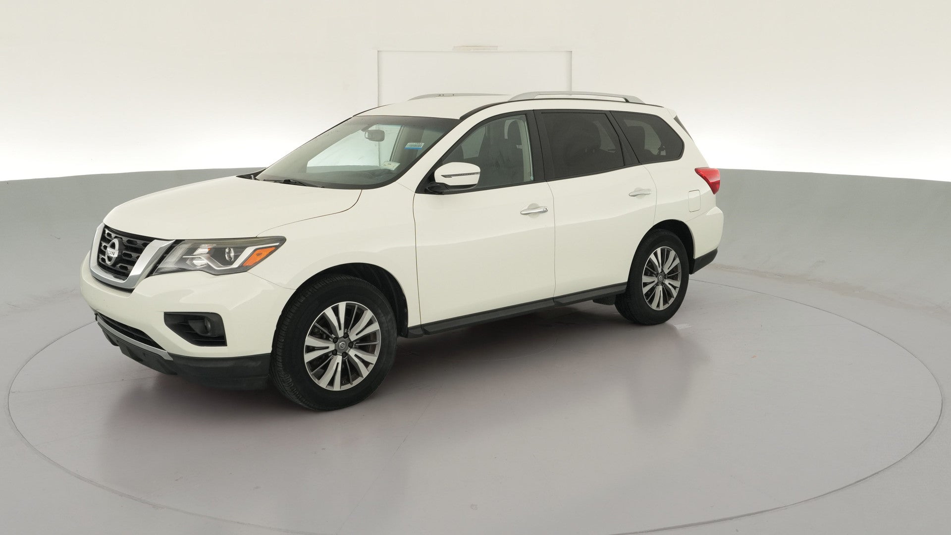 2019 Nissan Pathfinder vehicle photo