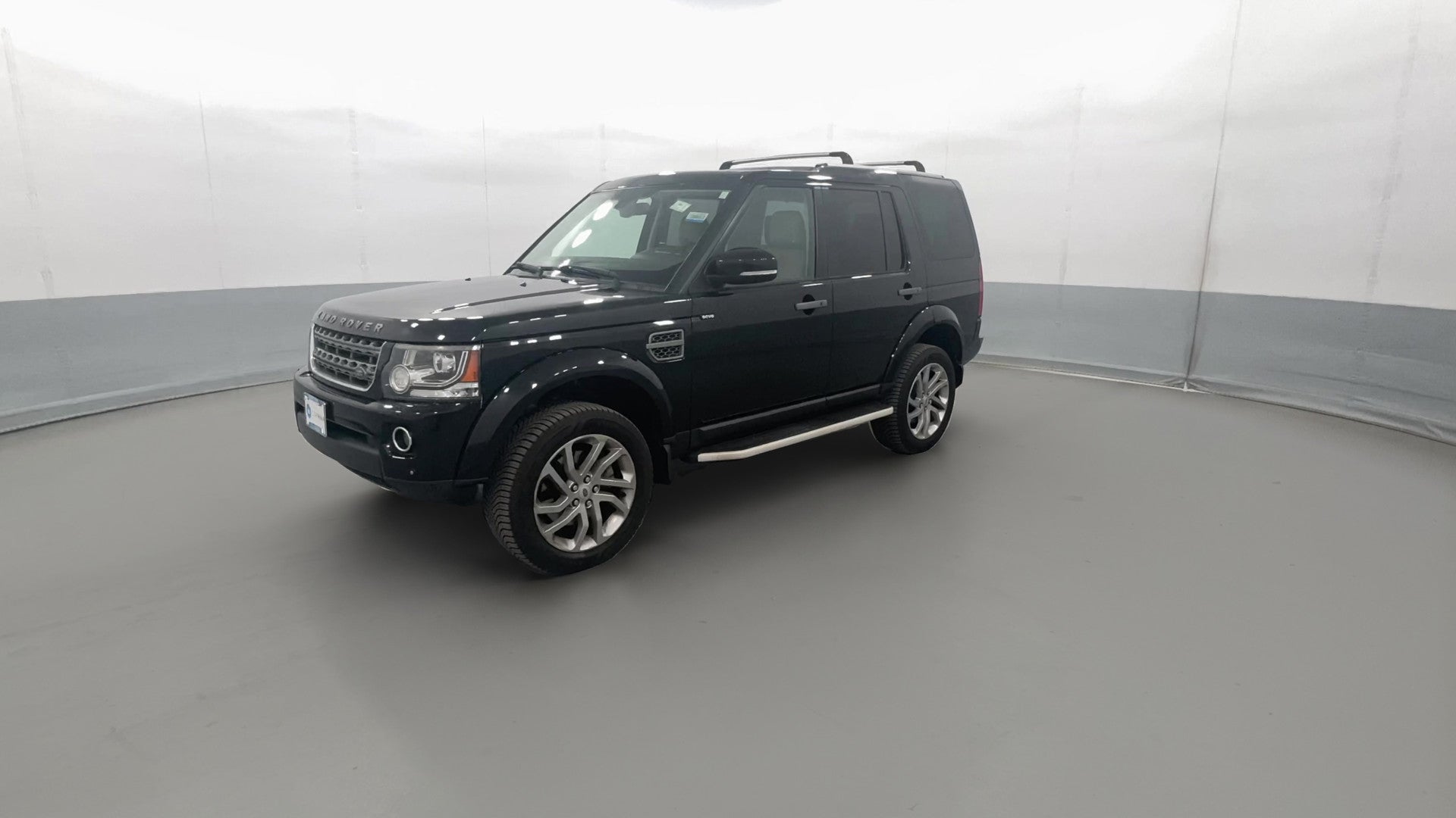2016 Land Rover LR4 vehicle photo