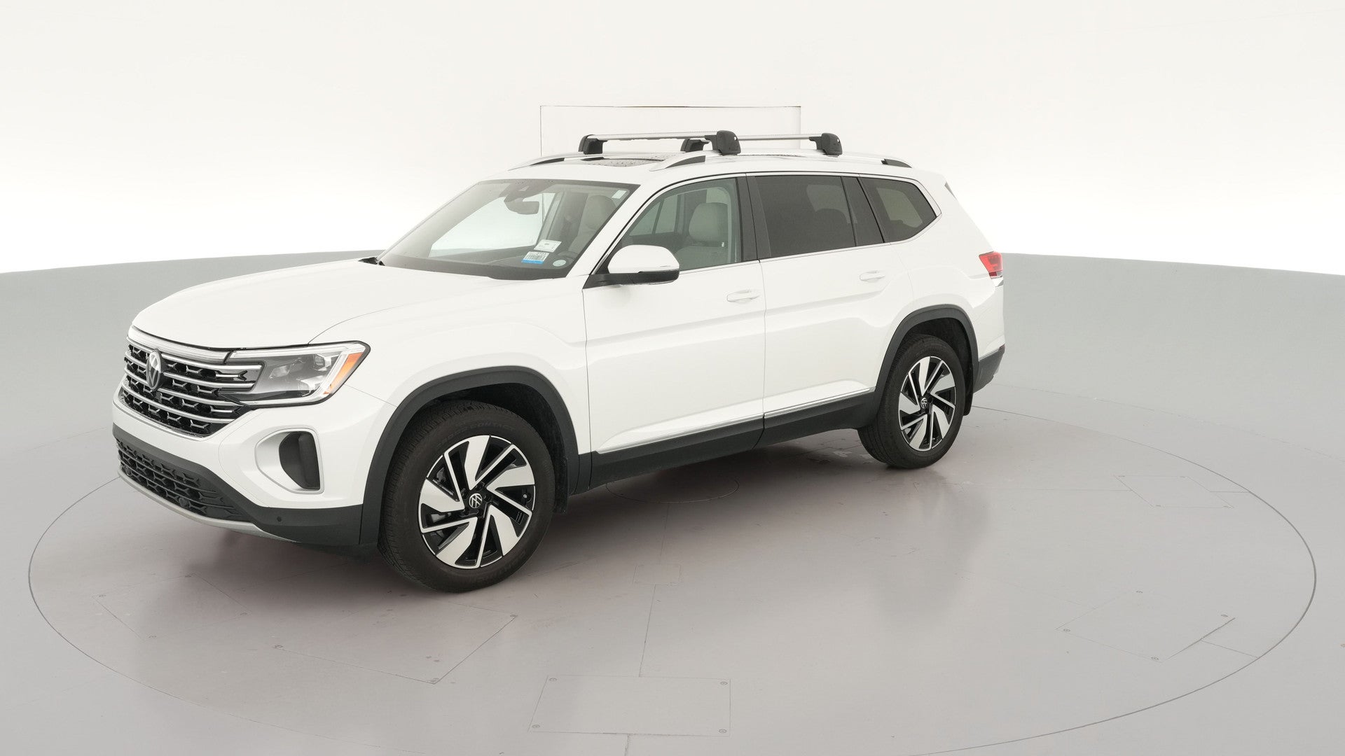 2025 Volkswagen Atlas vehicle photo