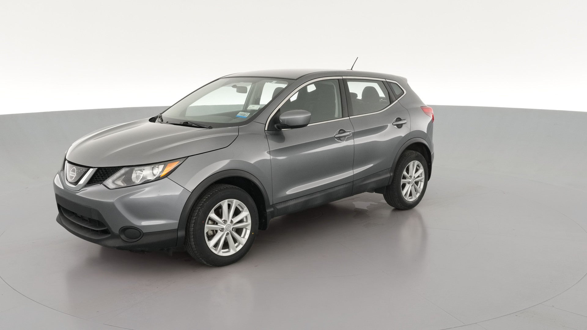 2018 Nissan Rogue Sport vehicle photo