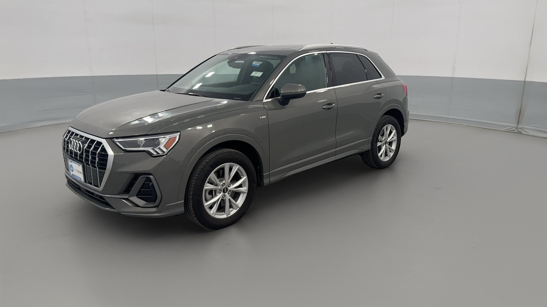 2024 Audi Q3 vehicle photo