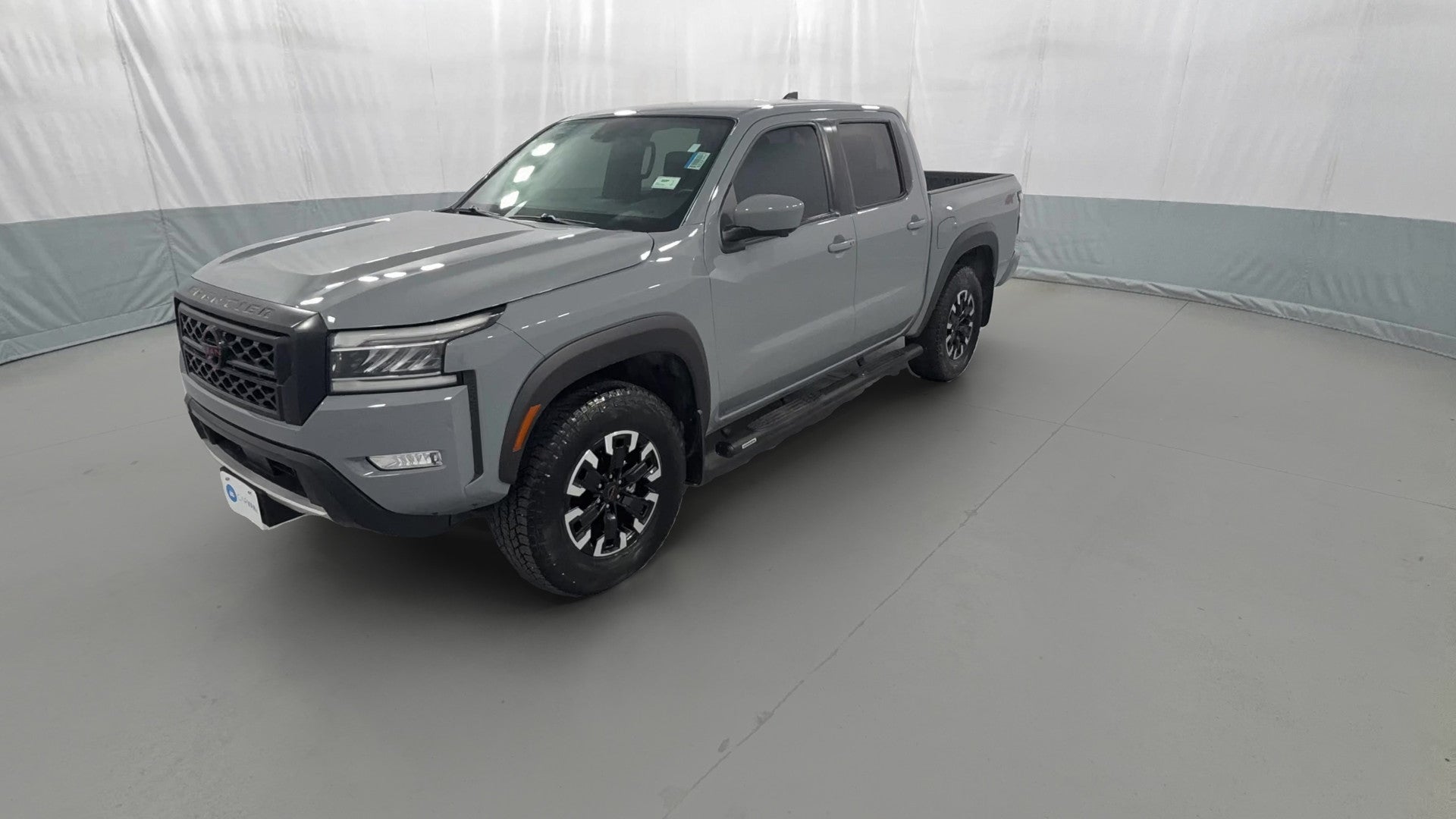 2023 Nissan Frontier Crew Cab vehicle photo