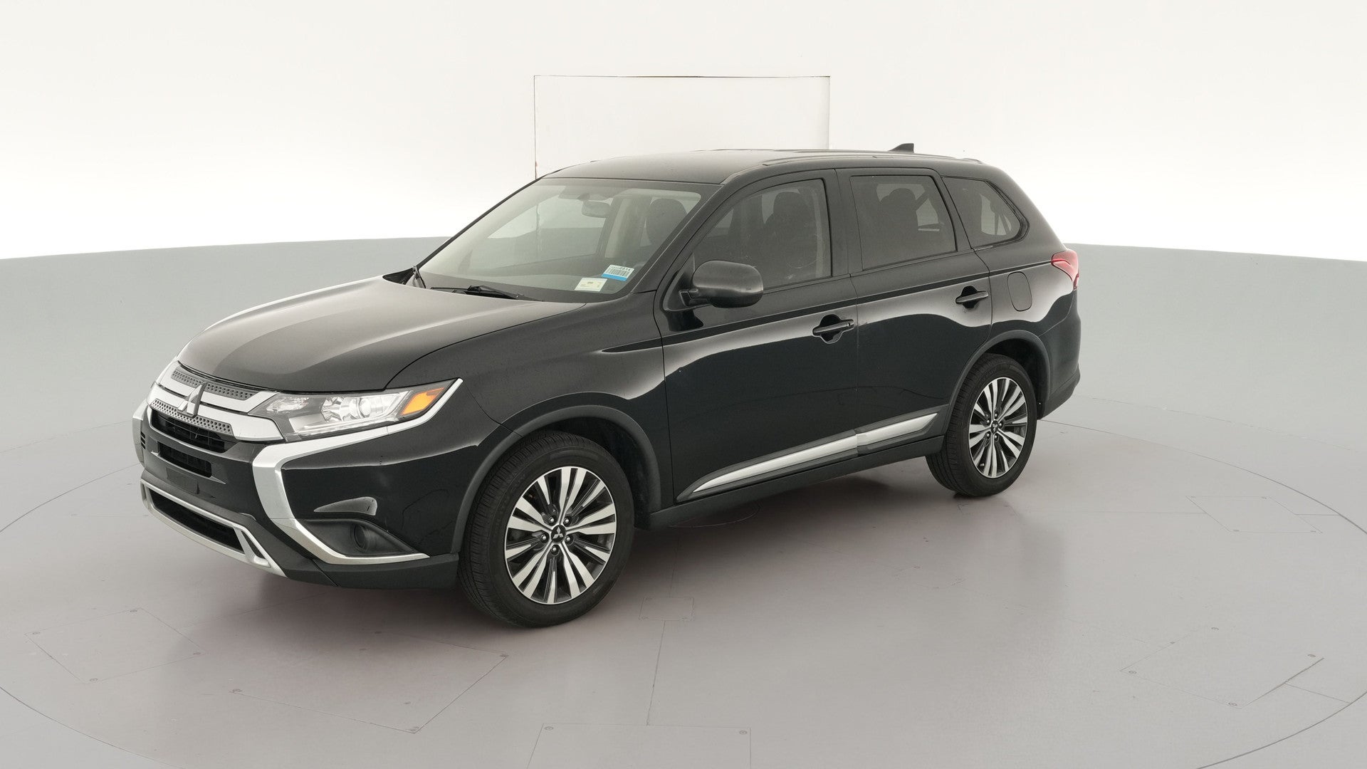 2020 Mitsubishi Outlander vehicle photo